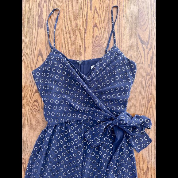 NWOT Michael Kors Navy Blue Gold Circle Pattern Wrap Tie Long Pant Romper Small - Picture 3 of 4